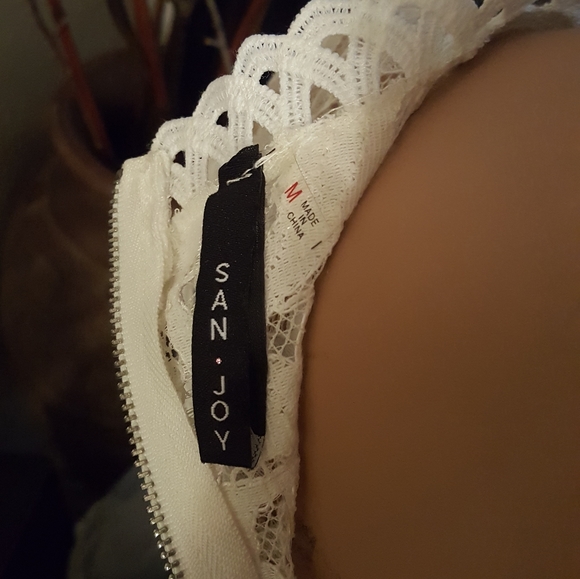 NWT BO HO WHITE LACE TOP MEDIUM - Picture 7 of 16